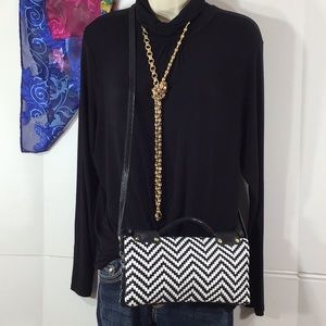 Luciana Verde b/w woven fold over crossbody